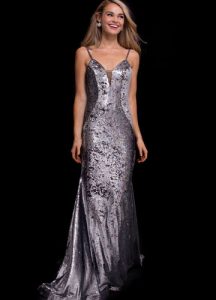 Glänzendes graues Kleid für 2020