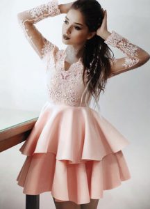 Rosa Baby Doll Kleid für Neujahr 2020