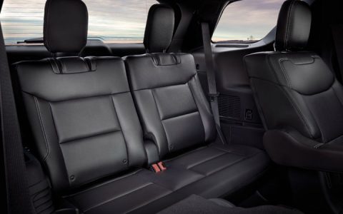 2020 Explorer Dritte Reihe
