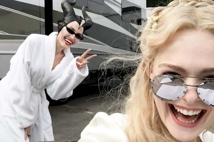 Jolie und El Fanning am Set von Maleficent 2