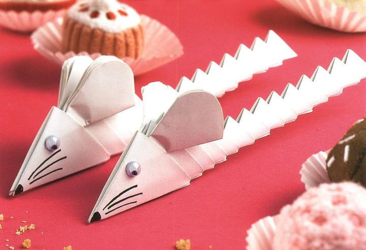 Wie man Origami-Ratte aus Modulen macht