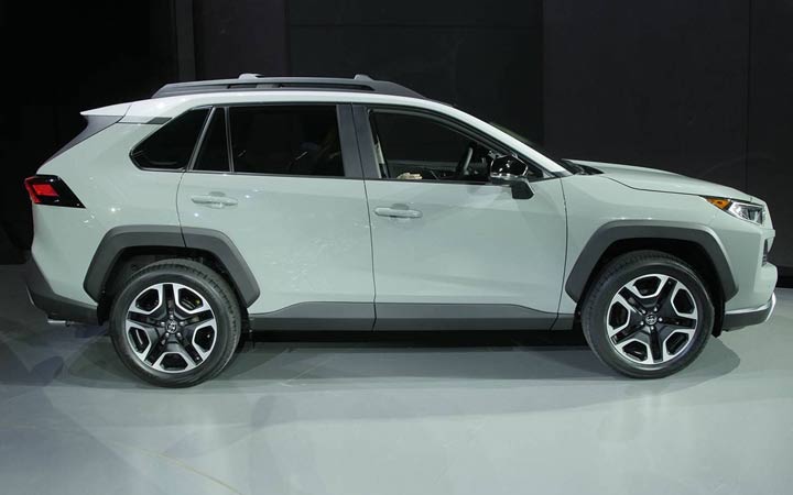 Außen Toyota RAV 4 2019-2020