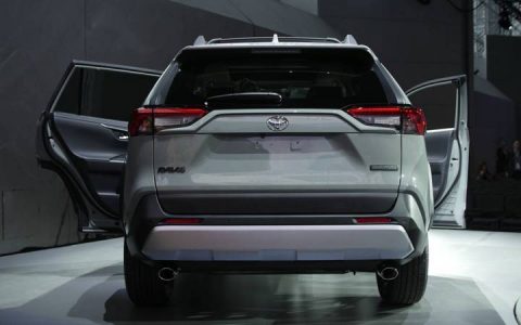 Die ersten Fotos von RAV 4 2020 5 Generationen