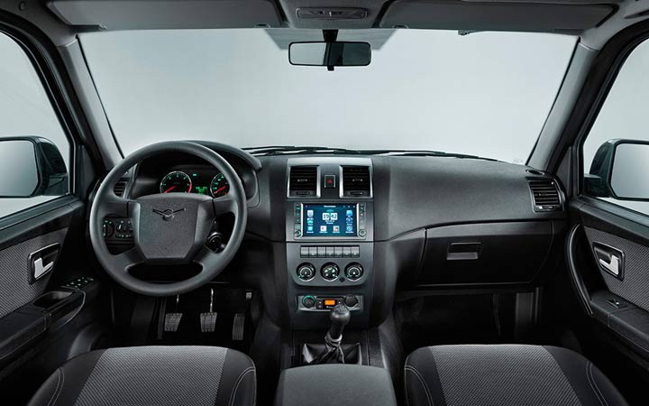 Innen-UAZ Patriot 2020