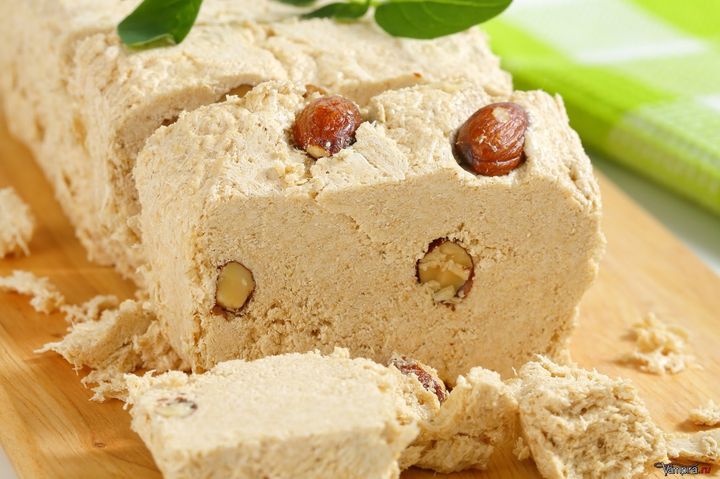 Halva mit Erdnüssen