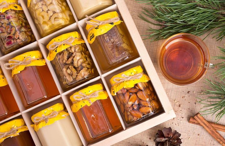 Neujahrs Honig gesetzt