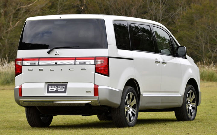 Exterieur Mitsubishi Delica D5 2019-2020 Jahr