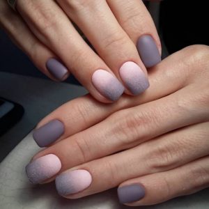 Schönes modisches Nageldesign für 2020