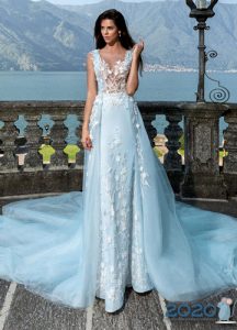 Langes Hochzeitskleid 2020 mit einem Hauch