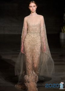 Trendy 2020 Brautkleid mit einem Hauch