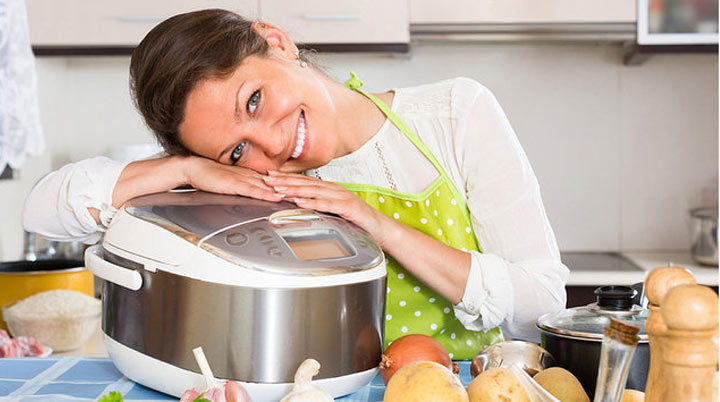 Haushaltsgeräte als Geschenk an seine Frau für das neue Jahr 2020