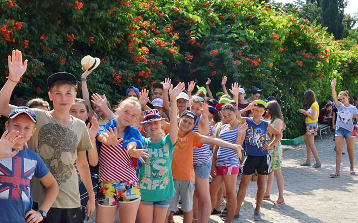 Schulcamp sollten die Kinder im Jahr 2020 in den Ferien zur Schule gehen