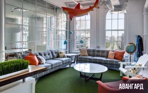 Avantgarde - modischer Stil des Jahres 2020