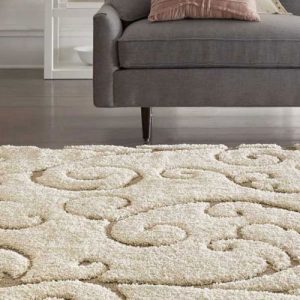 Langhaarteppich im Innenraum des Jahres 2020