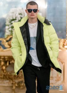 Hellgrüne Daunenjacke für die Herbst-Winter-Saison 2019-2020