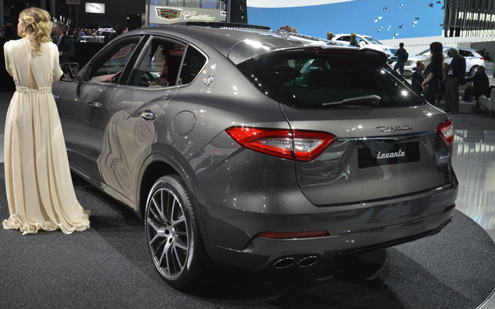 Außenansicht des Maserati Levante GTS und des Trofeo 2020