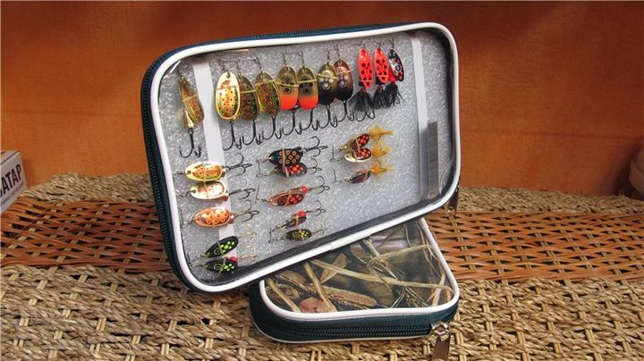 Schublade für Köder und Haken