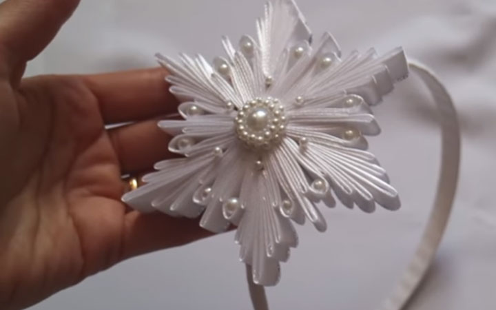 Kanzashi Schneeflocke Haarnadel