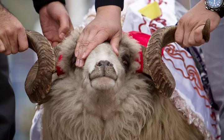 Daten der Eid al-Adha-Feier und Datum des Feiertags im Jahr 2020