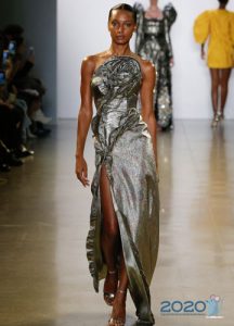 Langes Weihnachtskleid für 2020