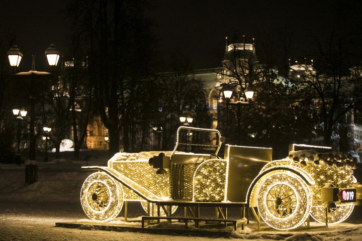 Neujahrsmesse in Zarizyno