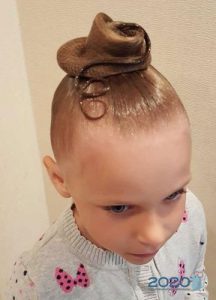 Modische Frisuren zum Tanzen