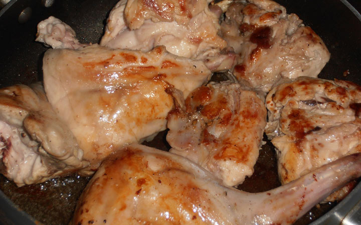 Kaninchen in der Bierkochanleitung