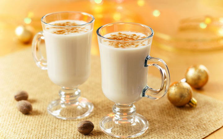 Pikante Eierkeulen und andere Getränke für das neue Jahr 2020