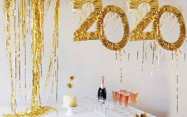 Große Zahlen für das neue Jahr 2020 aus dem Regen