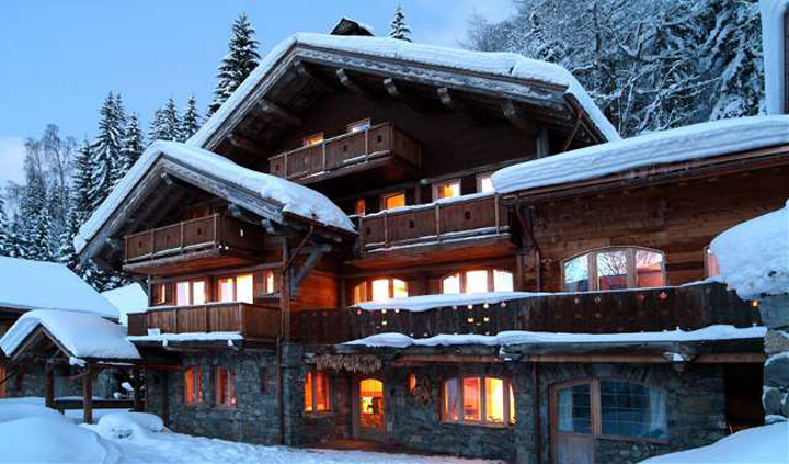 Ferienhäuser der Region Leningrad im Winter