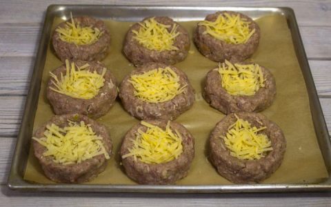 Schritt für Schritt Anleitung Fleischnester mit Pilzen - Rezepte für das neue Jahr 2020