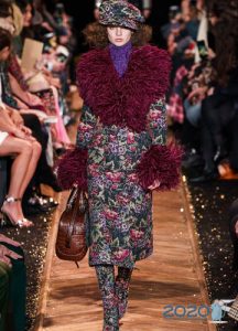 Mantel mit Blumendruck Herbst-Winter 2019-2020