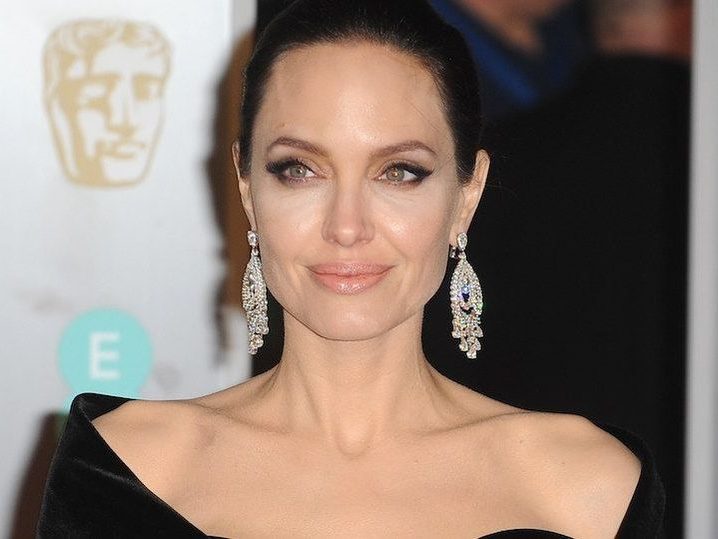 bezymyannyj-proekt-studii-marvel-2020-5 Angelina Jolie