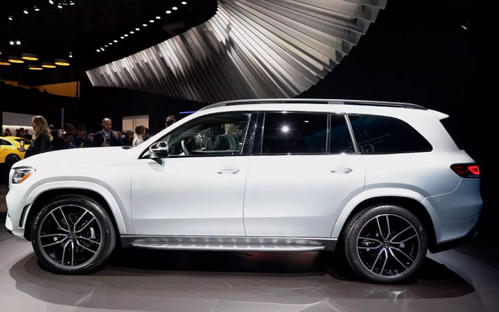 Abmessungen des neuen Mercedes GLS 2020