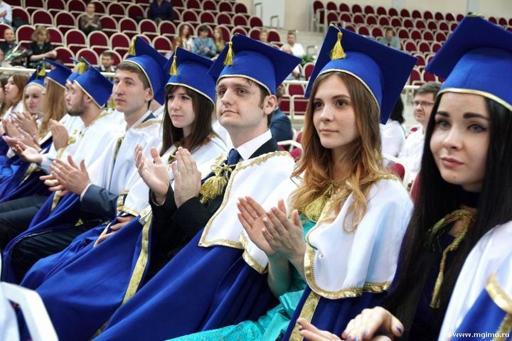 Junggesellen von MGIMO