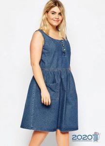 Denim-Sommerkleid - Übergrößenmode 2019-2020