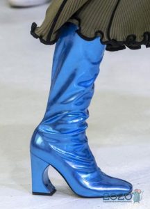 Glänzende Stiefel Herbst-Winter 2019-2020