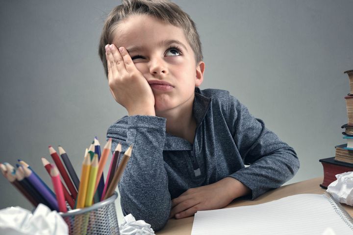 Junge unterrichtet Lektionen