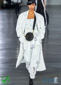 Trends der Saison Herbst-Winter 2019-2020 Denim