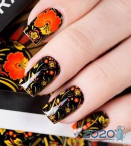 Khokhloma Nagelmalerei Mode 2019-2020