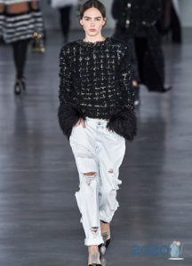 Herbst / Winter 2019-2020 zerrissene Jeans Mode