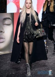 Massive Schuhe - modische Bögen Herbst-Winter 2019-2020