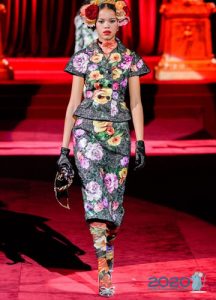 Strumpfhose mit Blumendruck Herbst-Winter 2019-2020