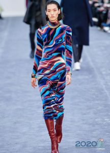 Stylisches Kleid Herbst-Winter 2019-2020