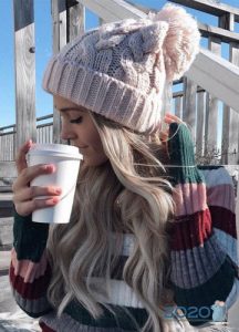 Wintermütze mit Bommel 2019-2020