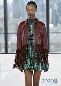 Kurze Lederjacke mit Fransen Herbst-Winter 2019-2020