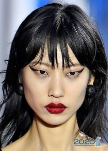 Make-up-Trends für 2020 - Pfeile