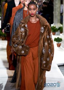 Terrakottapullover Herbst-Winter 2019-2020