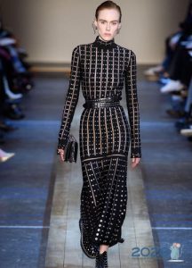 Schwarzes Strickkleid Herbst-Winter 2019-2020