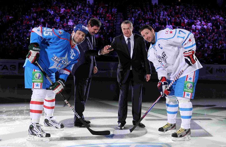 der Beginn des Spiels der Khl-Stars